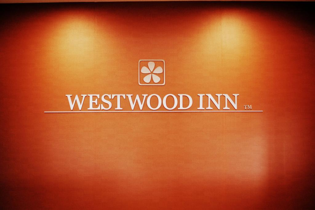 Westwood Inn By Oyo Gonzales Tx Esterno foto