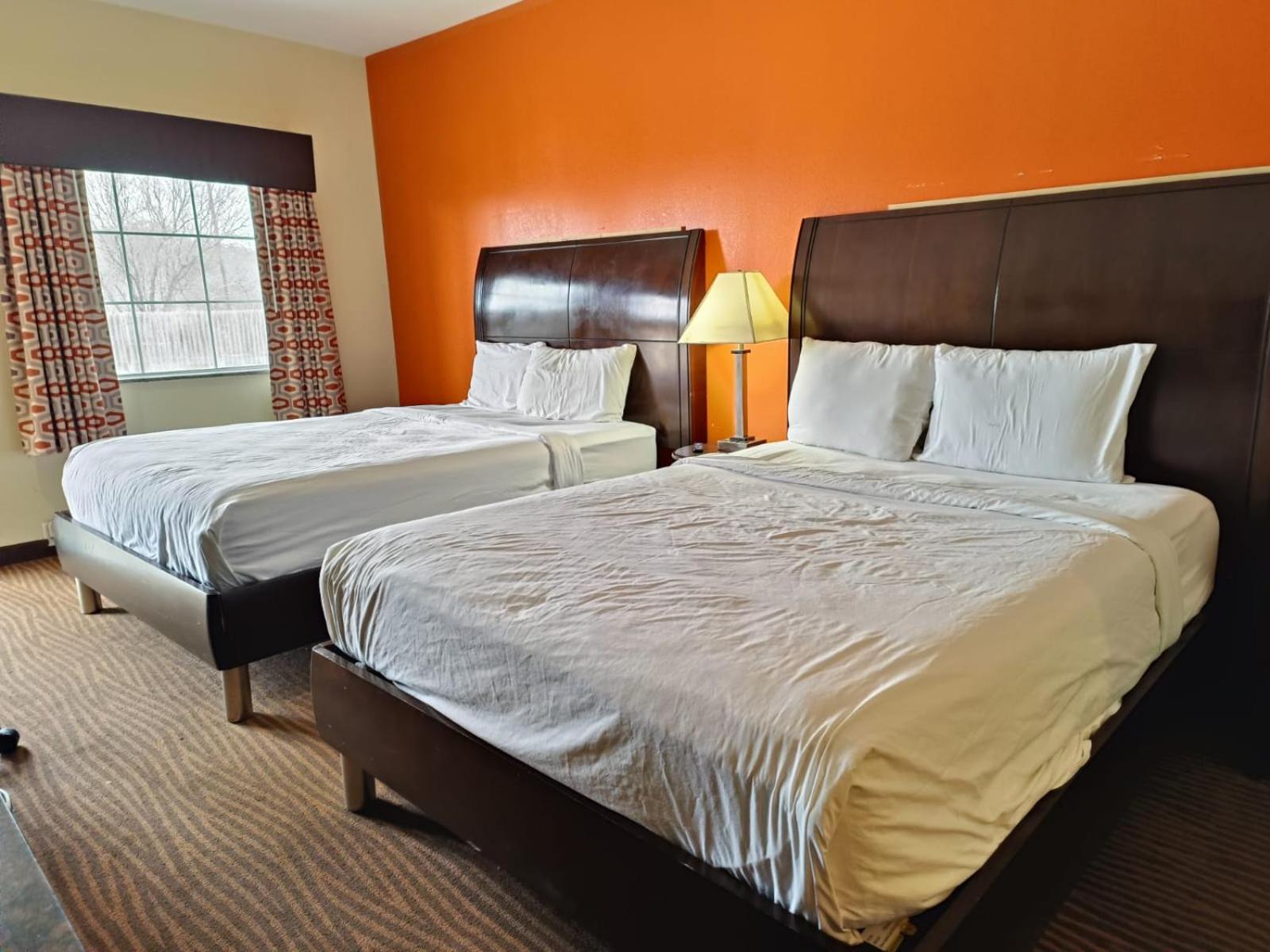 Westwood Inn By Oyo Gonzales Tx Esterno foto
